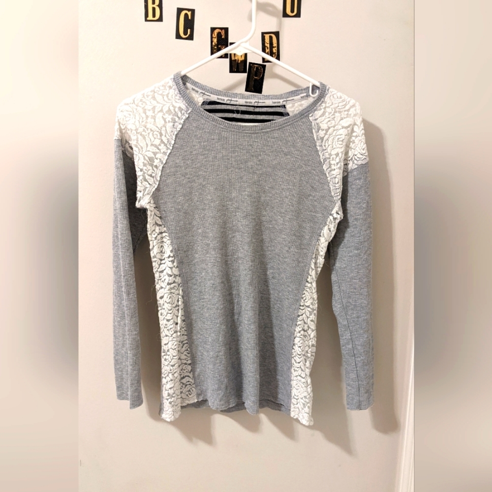 Women's long sleeve